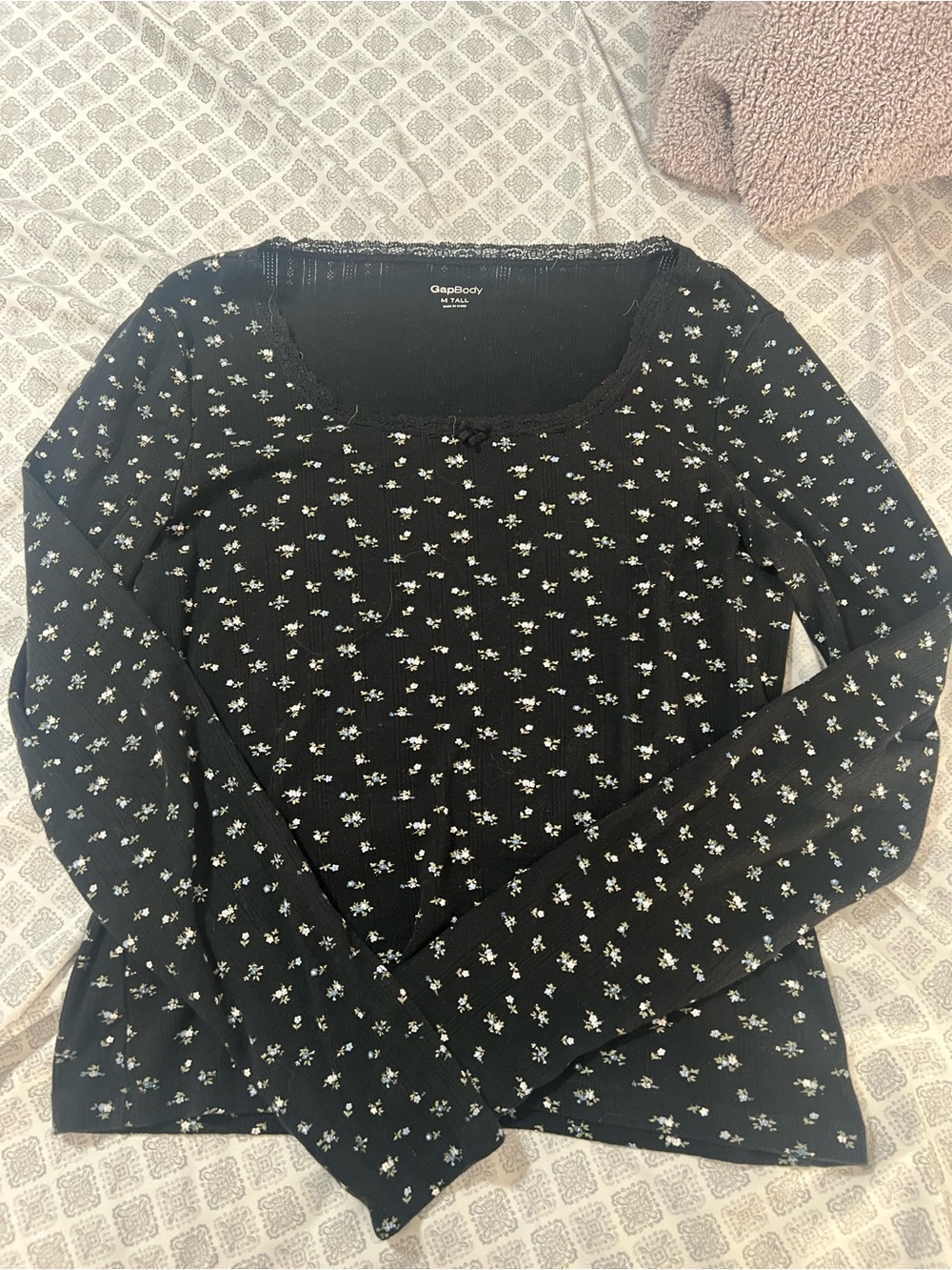 GapBody Medium Tall Top